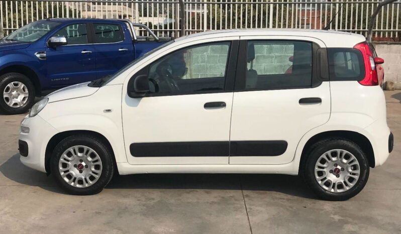
								FIAT Panda 1.3 MJT 95 CV S&S Easy full									