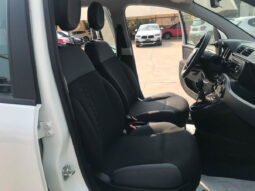 
										FIAT Panda 1.3 MJT 95 CV S&S Easy full									
