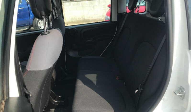 
								FIAT Panda 1.3 MJT 95 CV S&S Easy full									