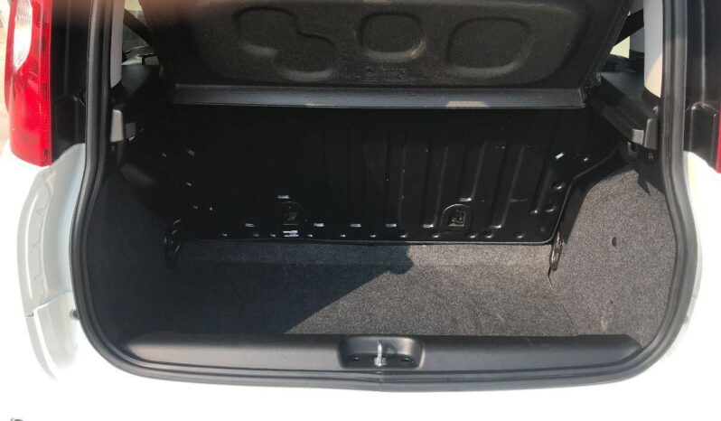
								FIAT Panda 1.3 MJT 95 CV S&S Easy full									