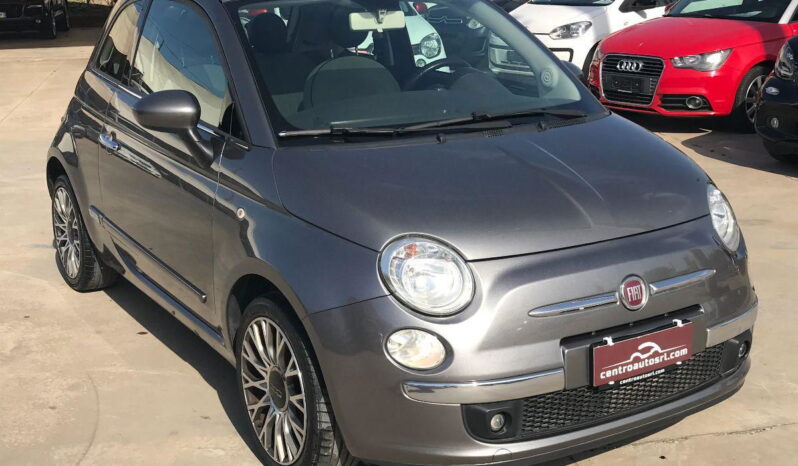 
								FIAT 500 1.2 Lounge full									
