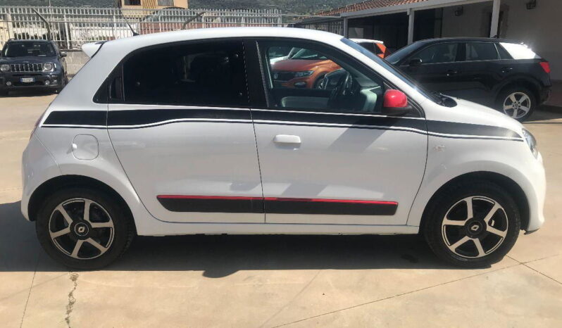 
								RENAULT Twingo 70 CV Sce Intens full									