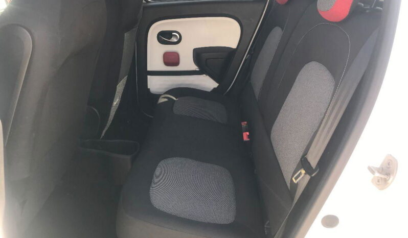 
								RENAULT Twingo 70 CV Sce Intens full									