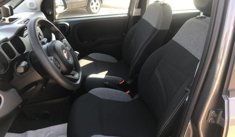
								FIAT Panda 1.0 FireFly S&S Hybrid City Life full									