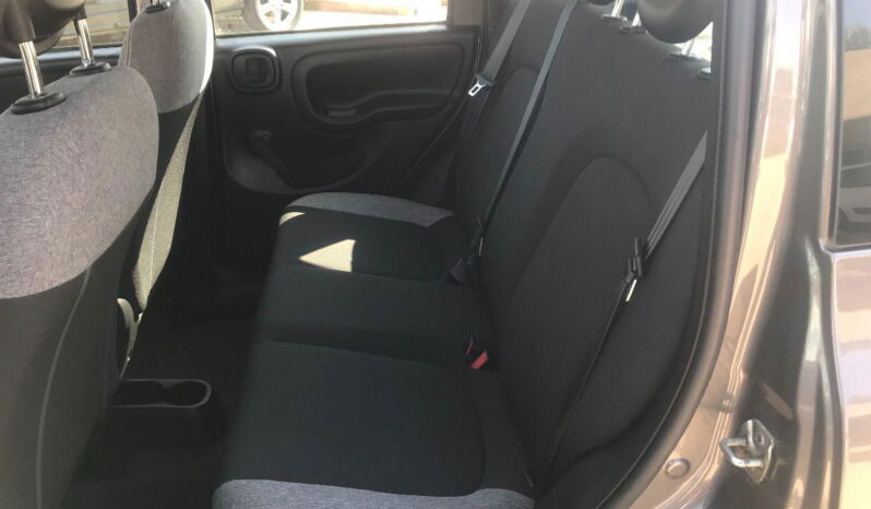 
								FIAT Panda 1.0 FireFly S&S Hybrid City Life full									