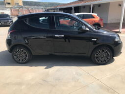 
										LANCIA Ypsilon 1.0 FireFly 5p.S&S Hybryd Gold full									