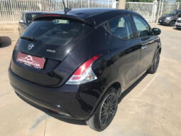 
										LANCIA Ypsilon 1.0 FireFly 5p.S&S Hybryd Gold full									