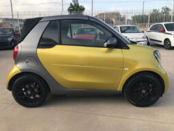 
										SMART Fortwo Cabrio fortwo 90 0.9T twinamic cabrio Passion full									