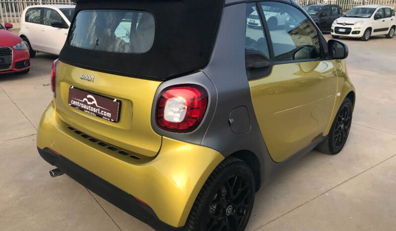 
								SMART Fortwo Cabrio fortwo 90 0.9T twinamic cabrio Passion full									