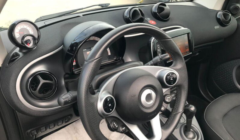 
								SMART Fortwo Cabrio fortwo 90 0.9T twinamic cabrio Passion full									