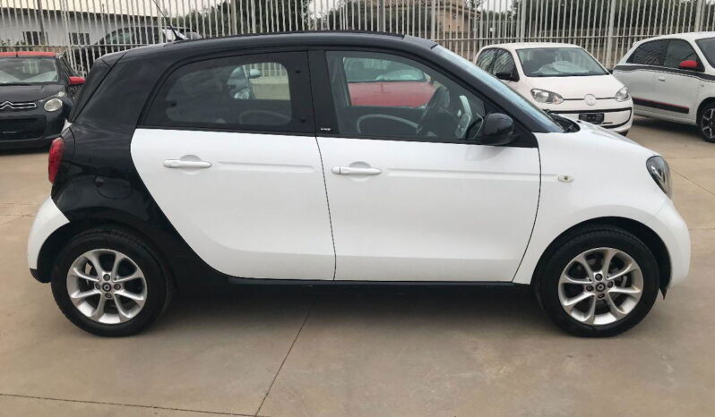 
								SMART – Forfour – 70 1.0 Passion full									