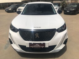 
										PEUGEOT 2008 BlueHDi 110 S&S Allure Pack full									