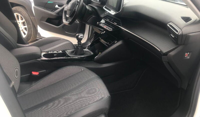 
								PEUGEOT 2008 BlueHDi 110 S&S Allure Pack full									