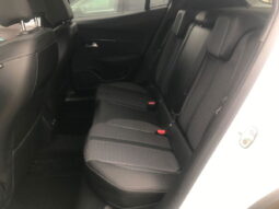 
										PEUGEOT 2008 BlueHDi 110 S&S Allure Pack full									