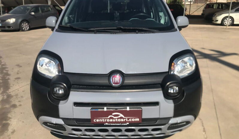 
								FIAT Panda 1.0 FireFly S&S Hybrid City Cross full									