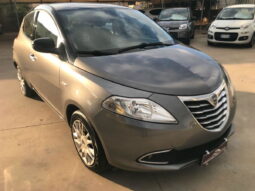 
										LANCIA Ypsilon 1.2 69 CV 5 porte S&S Gold full									